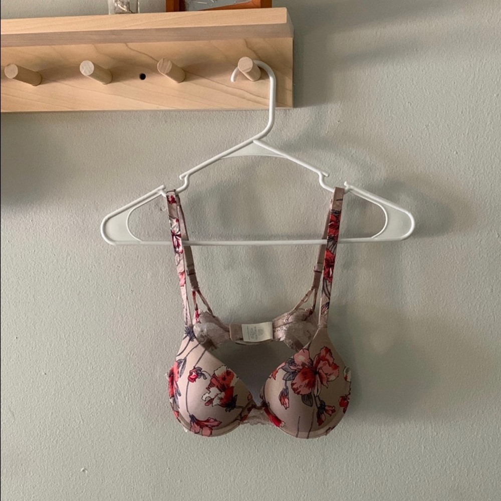 32 A Calvin Klein Bra
